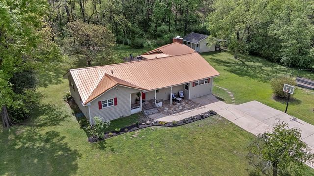600 University Street, Siloam Springs, AR 72761