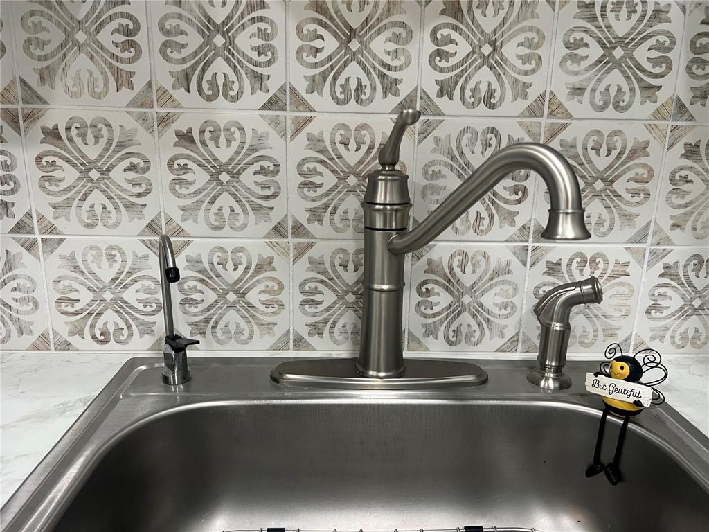 Image 52 of property listing at 4207 34TH AVENUE DRIVE W 4207, Bradenton, FL 34205