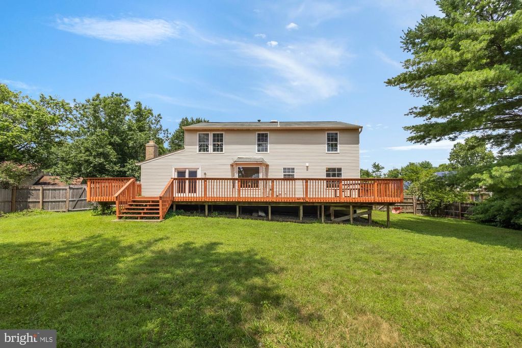 15800 BUENA VISTA DR, Derwood, MD 20855