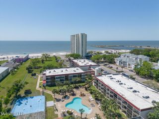 2046 Beach Blvd, B216, Biloxi, MS 39531