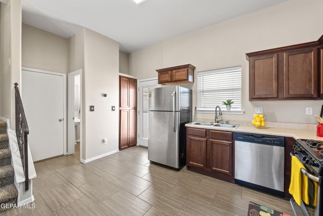 12212 Costa Brava Place, El Paso, TX 79938