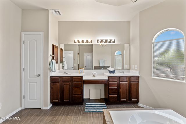 12212 Costa Brava Place, El Paso, TX 79938
