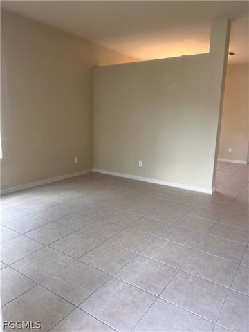 11230 Lakeland CIR, Fort Myers, FL 33913