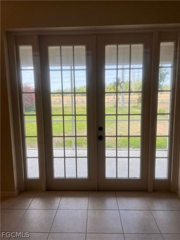 11230 Lakeland CIR, Fort Myers, FL 33913