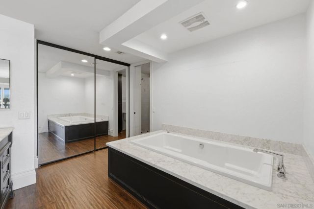 1521 Shadow Knolls Ln, El Cajon, CA 92020