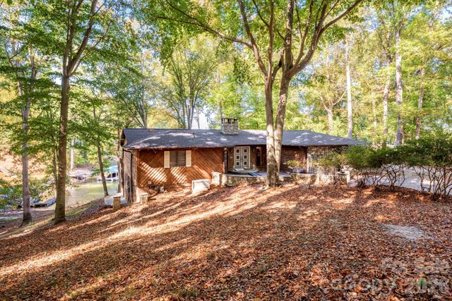 151 Bridlewood Drive, Mooresville, NC 28117