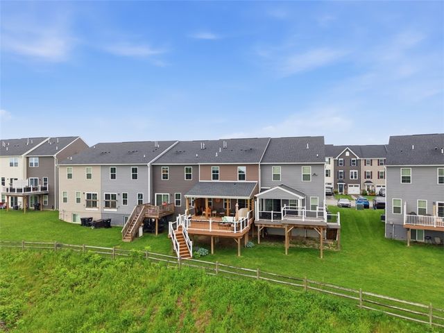 2044 Cade Drive, Center Twp, PA 15061