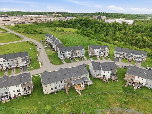 2044 Cade Drive, Center Twp, PA 15061