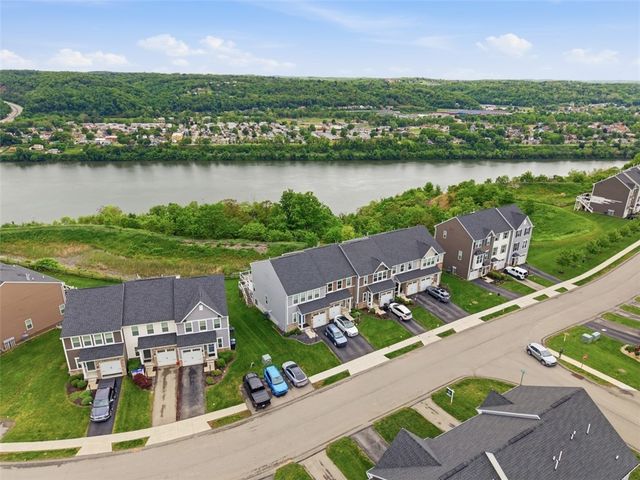 2044 Cade Drive, Center Twp, PA 15061