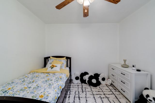 123 Ashland Dr, Ashland City, TN 37015