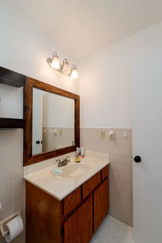 123 Ashland Dr, Ashland City, TN 37015
