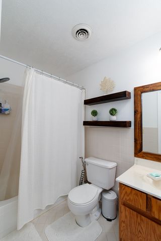 123 Ashland Dr, Ashland City, TN 37015