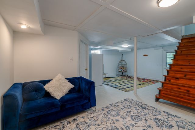 123 Ashland Dr, Ashland City, TN 37015