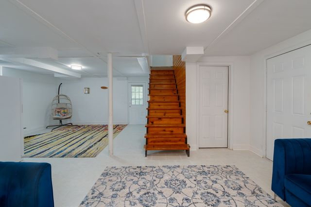 123 Ashland Dr, Ashland City, TN 37015