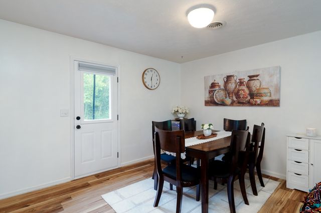 123 Ashland Dr, Ashland City, TN 37015