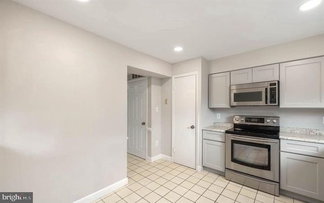 2924 MADEIRA CT, Woodbridge, VA 22192