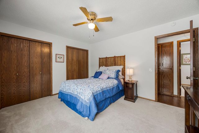 14483 Crescent Circle, Rosemount, MN 55068