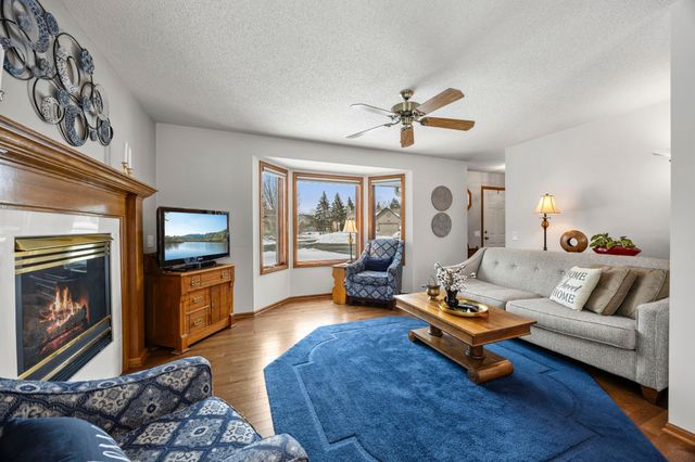 14483 Crescent Circle, Rosemount, MN 55068