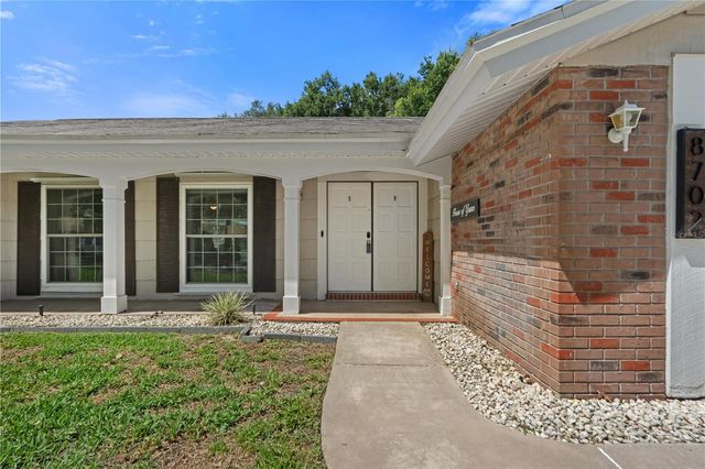 8702 POWDERHORN ROW, Hudson, FL 34667