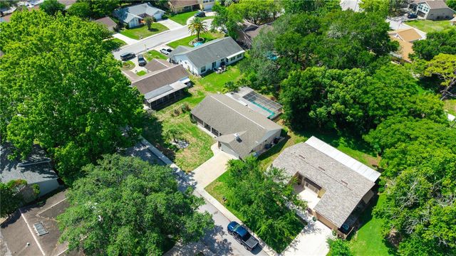 8702 POWDERHORN ROW, Hudson, FL 34667