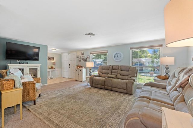 8702 POWDERHORN ROW, Hudson, FL 34667