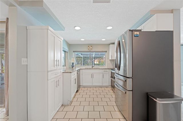 8702 POWDERHORN ROW, Hudson, FL 34667