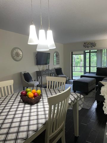 7879 Willow Spring Circle 913, Lake Worth, FL 33467