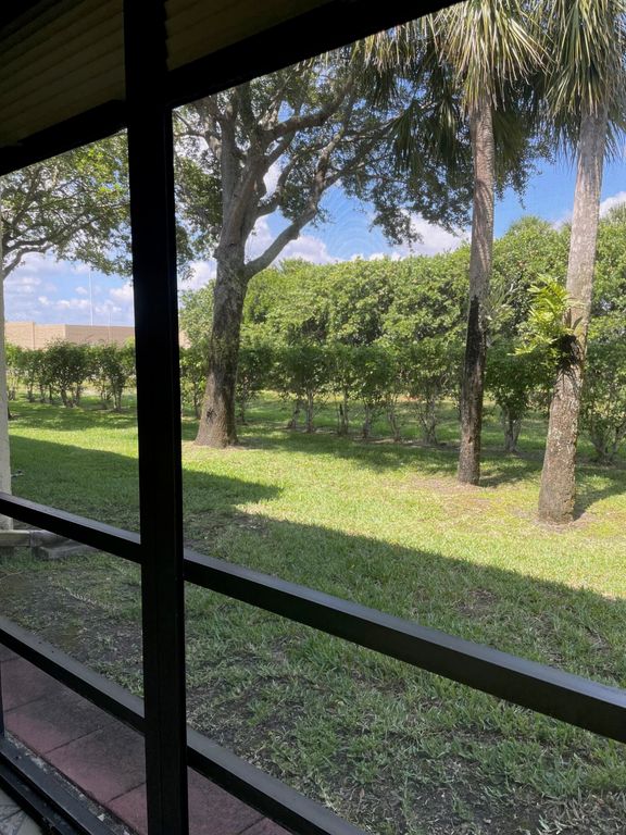 7879 Willow Spring Circle 913, Lake Worth, FL 33467