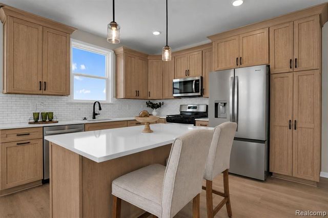 336 Mcdowell Drive, Howell, MI 48843