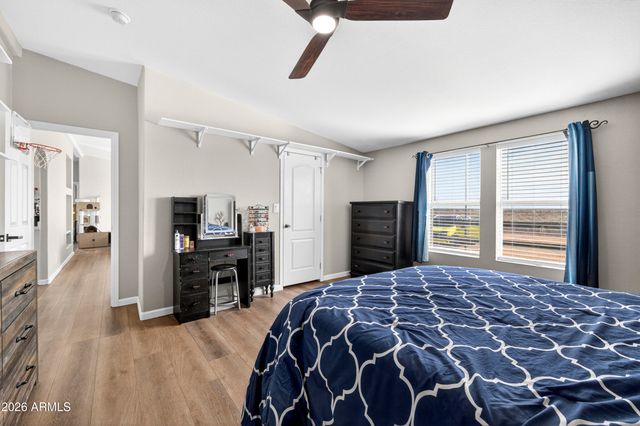 936 DEER FIELD Boulevard, Winslow, AZ 86047