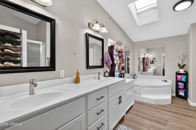 936 DEER FIELD Boulevard, Winslow, AZ 86047