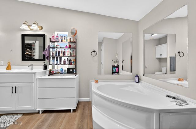 936 DEER FIELD Boulevard, Winslow, AZ 86047