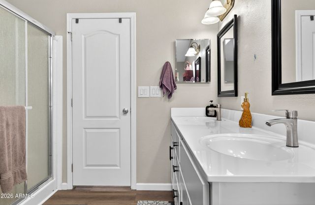 936 DEER FIELD Boulevard, Winslow, AZ 86047