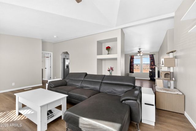 936 DEER FIELD Boulevard, Winslow, AZ 86047