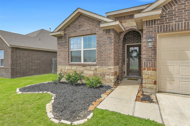 7408 Saint Andrews Drive, Navasota, TX 77868