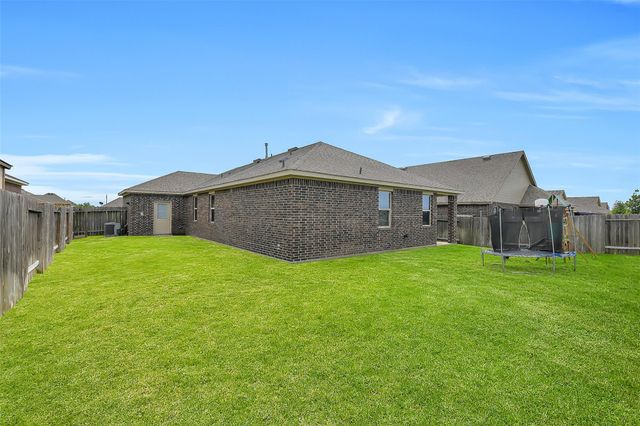 7408 Saint Andrews Drive, Navasota, TX 77868