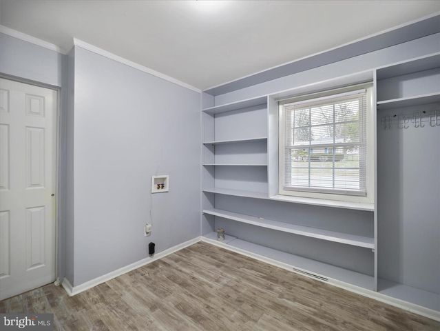 1056 VALLEYBROOK DR, Hagerstown, MD 21742