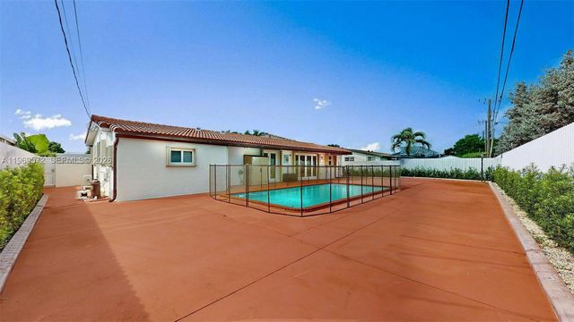 9331 SW 57th Ter, Miami, FL 33173