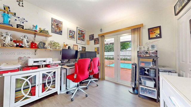 9331 SW 57th Ter, Miami, FL 33173