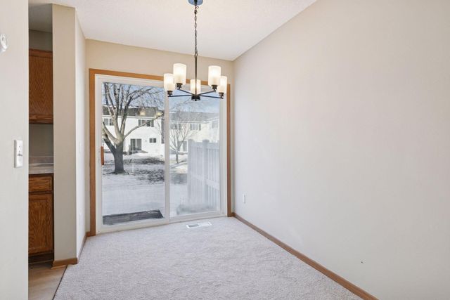 15515 Flyboat Lane 173, Apple Valley, MN 55124