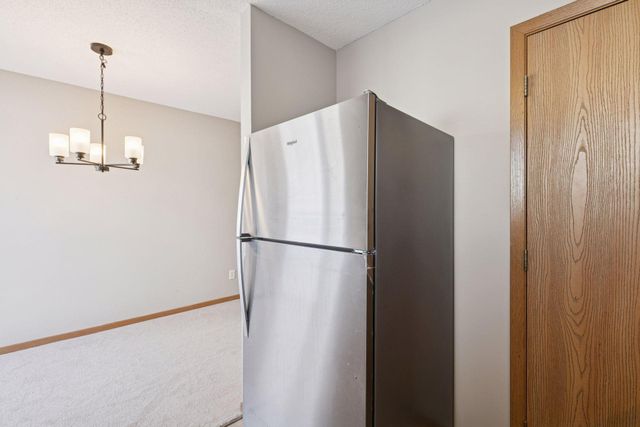 15515 Flyboat Lane 173, Apple Valley, MN 55124