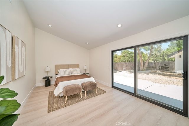 18321 Kinzie St, Northridge, CA 91325