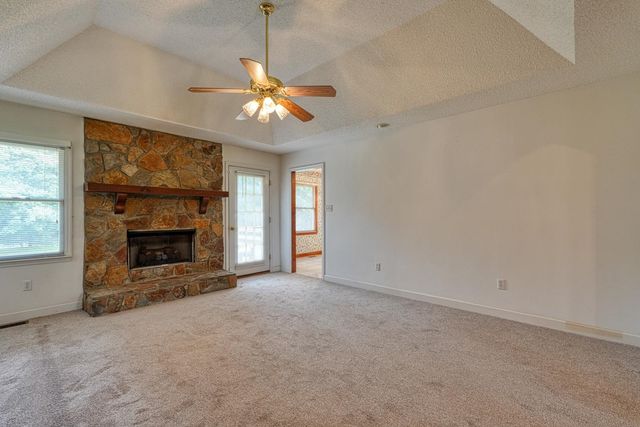 826 Mount Zion Road, Spartanburg, SC 29303
