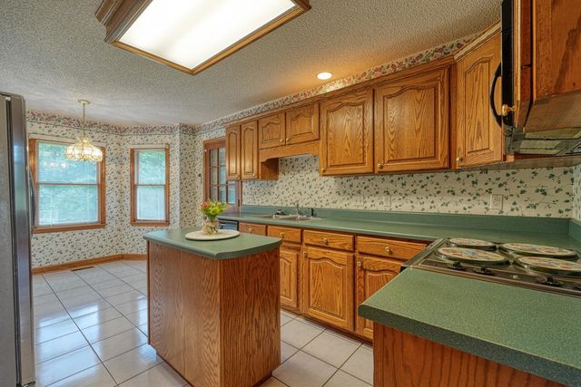 826 Mount Zion Road, Spartanburg, SC 29303