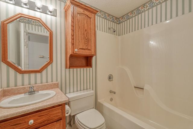 826 Mount Zion Road, Spartanburg, SC 29303