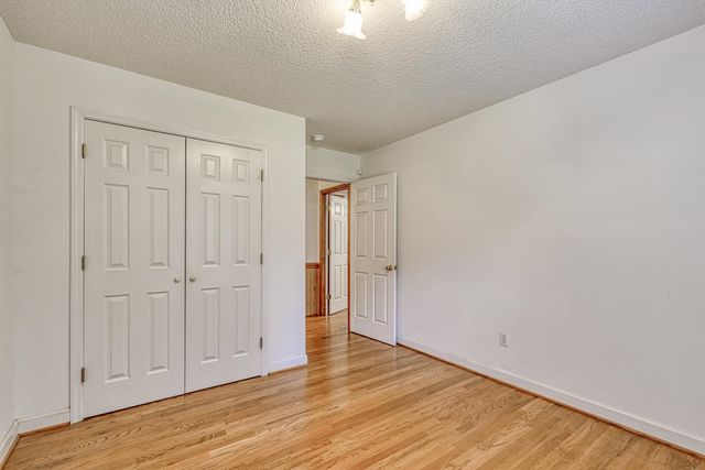 826 Mount Zion Road, Spartanburg, SC 29303