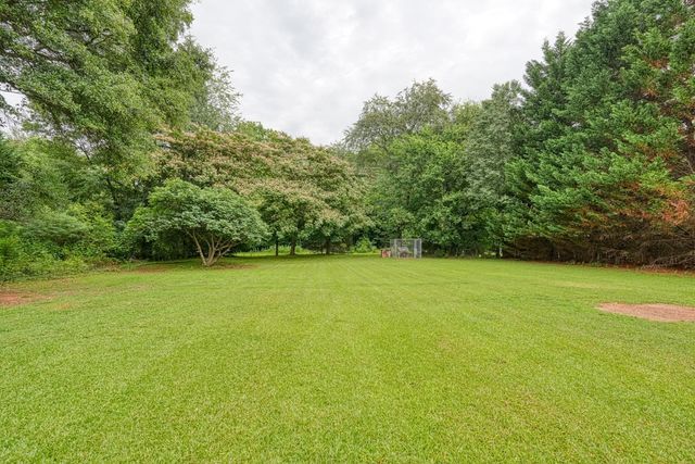 826 Mount Zion Road, Spartanburg, SC 29303