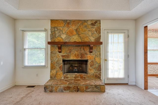 826 Mount Zion Road, Spartanburg, SC 29303