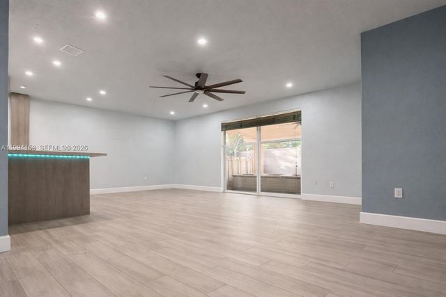 11369 NW 73rd Ter 11369, Doral, FL 33178