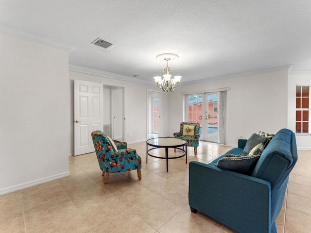 430 SE Thanksgiving Avenue, Port St. Lucie, Port St Lucie, FL 34984